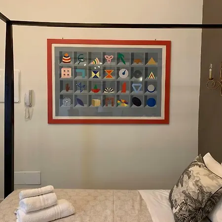 L'8boutique Via Piella Bolonia