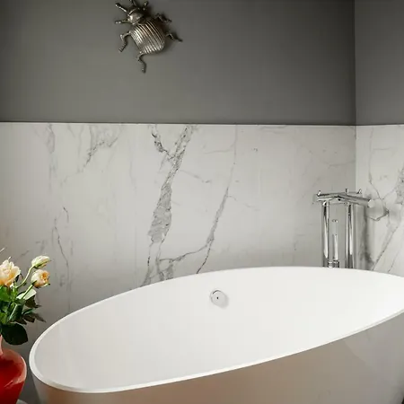 L'8boutique Via Piella Bolonia